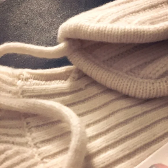 Pure merino wool set for toddler girl. Warm Baby knit wear clothing accessuaries